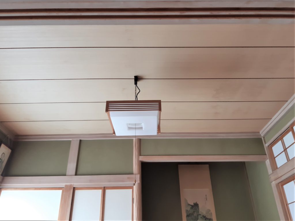 目透かし天井を貼り替え 有 マルセイ住宅産業